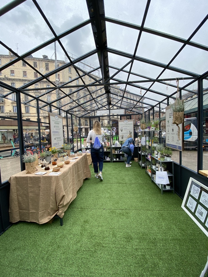 La Liguria in una serra, evento I Provenzali in Piazza Cadorna