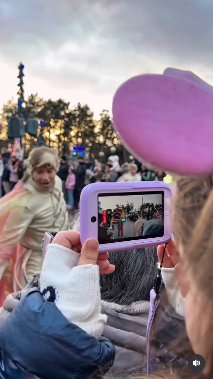 Reel: una bambina fotografa con MyFirst