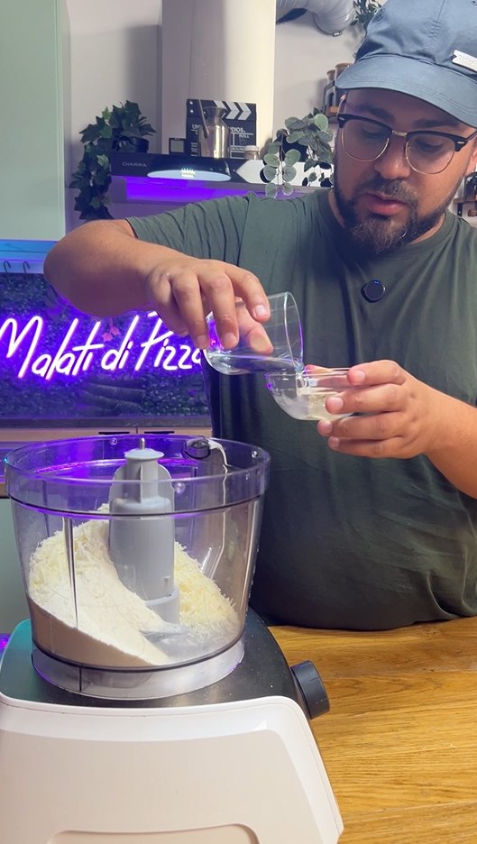 Reel Malati di Pizza: La preparazione dell’impasto